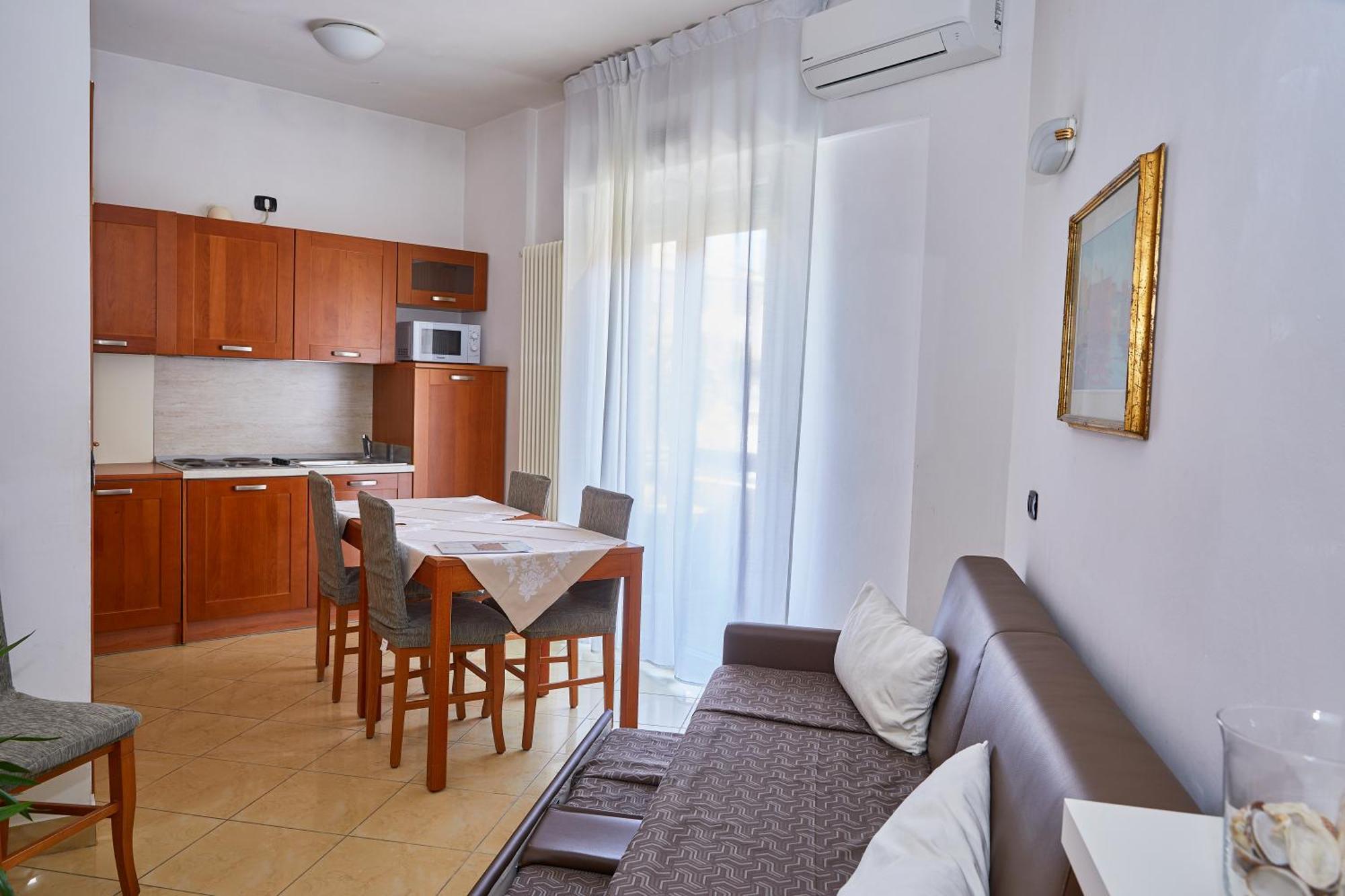 Residence Fellini Rimini Esterno foto