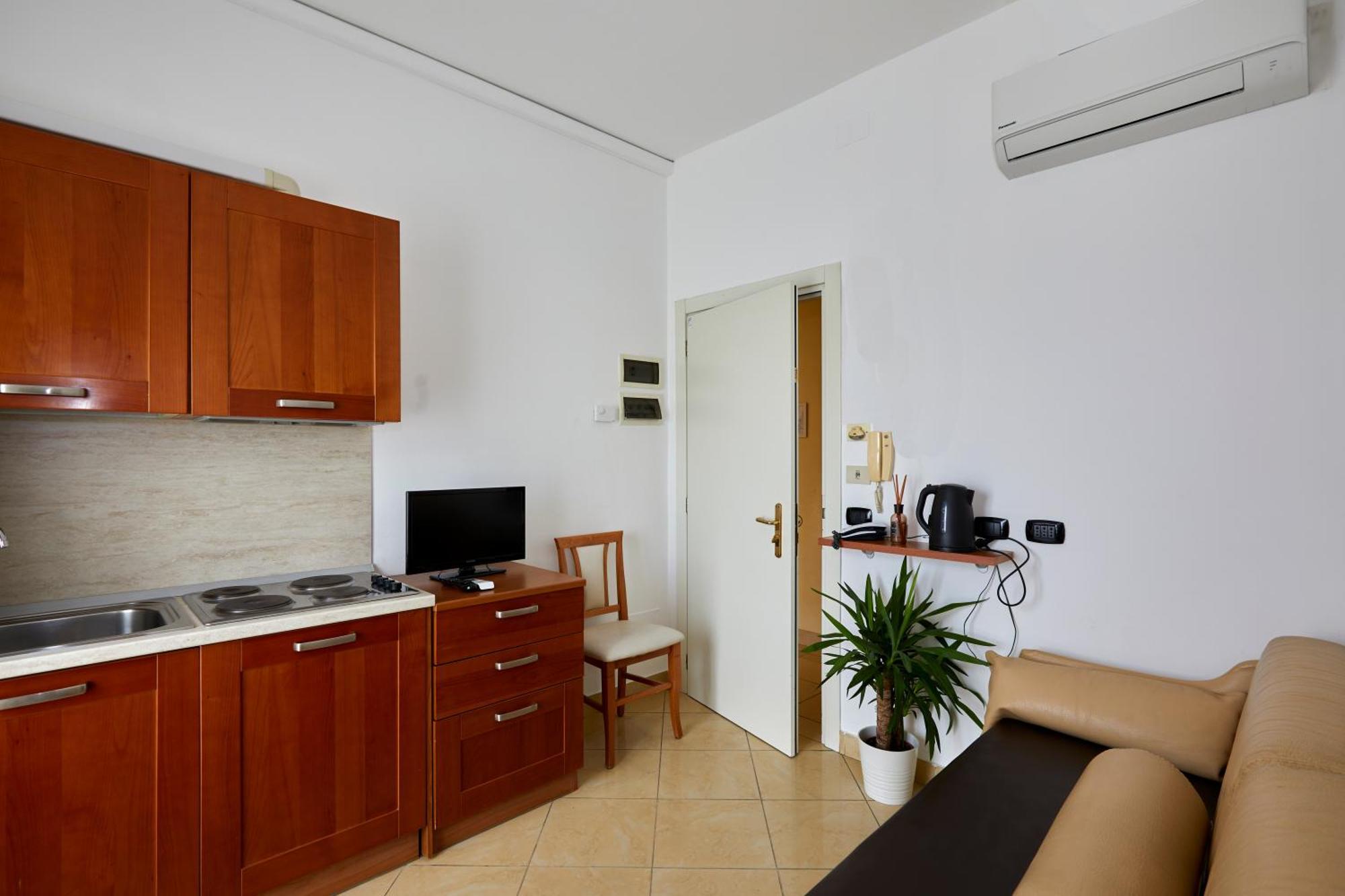 Residence Fellini Rimini Esterno foto