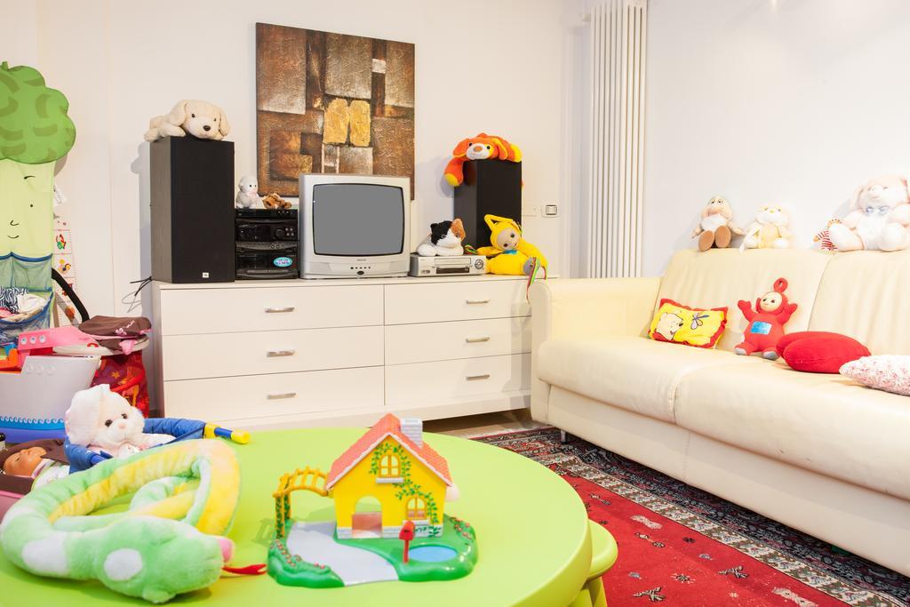 Residence Fellini Rimini Esterno foto