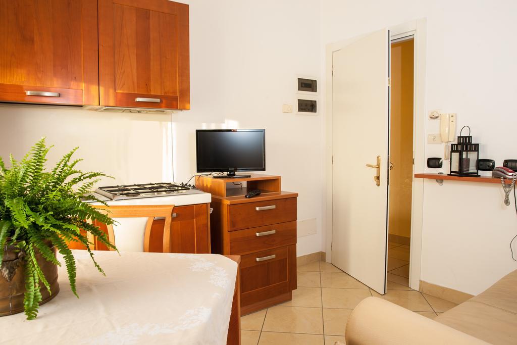 Residence Fellini Rimini Camera foto