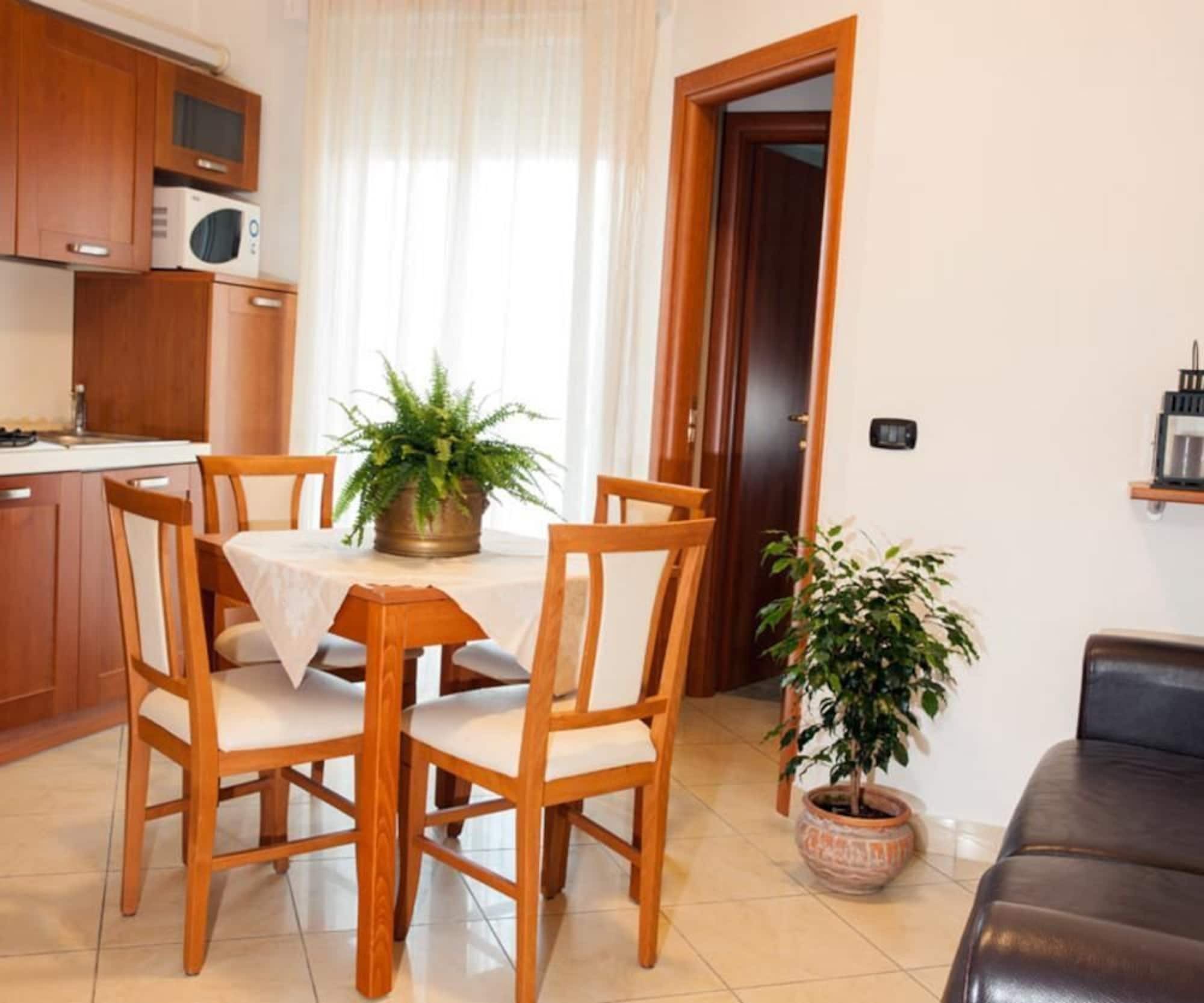 Residence Fellini Rimini Esterno foto